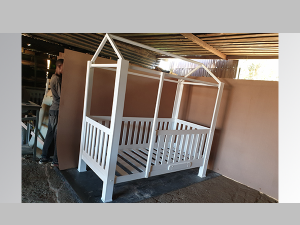 House Frame Bed: HFB 01