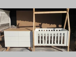 Squareline Cot Set: WD 18