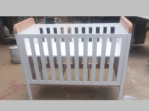 Baby Cot: Duw 17